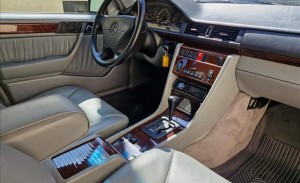 MERCEDES-BENZ E 320 3.2 Elegance V6 1995/1995