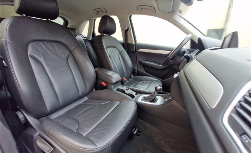 AUDI Q3 1.4 TFSI Attraction S Tronic 2017/2018