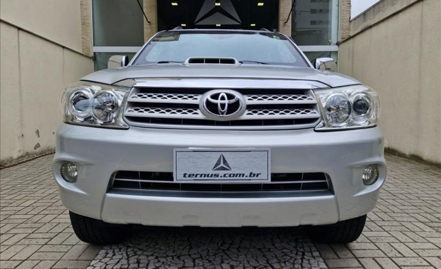 TOYOTA HILUX SW4 3.0 SRV 4X4 7 Lugares 16V Turbo Intercooler 2010/2011