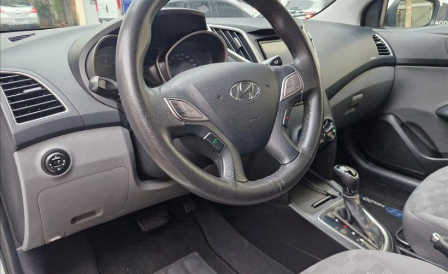 HYUNDAI HB20S 1.6 Comfort Plus 16V 2016/2017