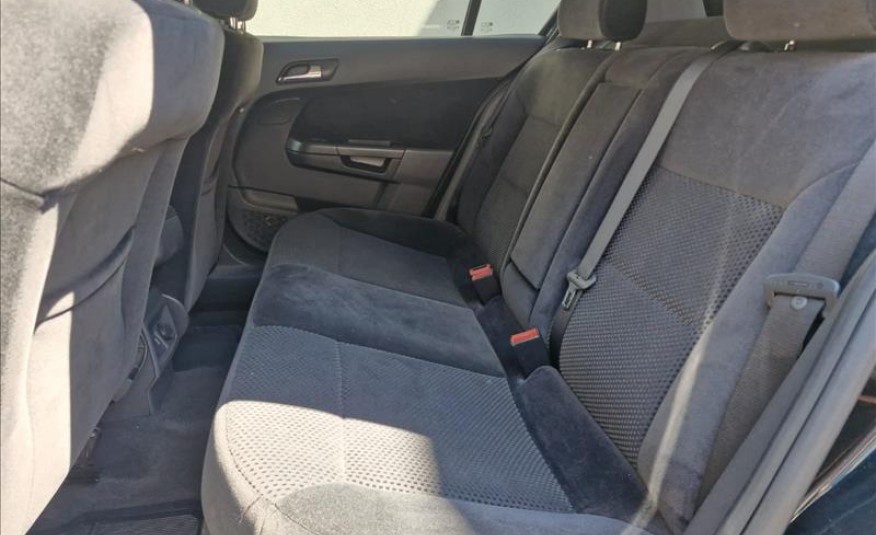 CHEVROLET VECTRA 2.0 MPFI GT Hatch 8V 2011/2011