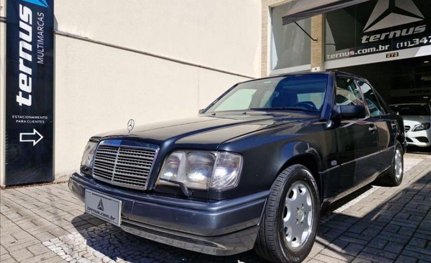 MERCEDES-BENZ E 320 3.2 Elegance V6 1995/1995
