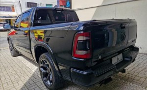RAM 1500 5.7 V8 Limited Night Edition CD 4X4 2023/2024