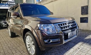 MITSUBISHI PAJERO FULL 3.2 HPE 4X4 16V Turbo Intercooler 2017/2018