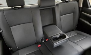 TOYOTA HILUX 2.8 D-4d Turbo CD SRV 4X4 2025/2025