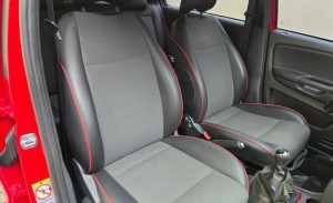 VOLKSWAGEN FOX 1.6 MI Rock IN RIO 8V 2015/2016