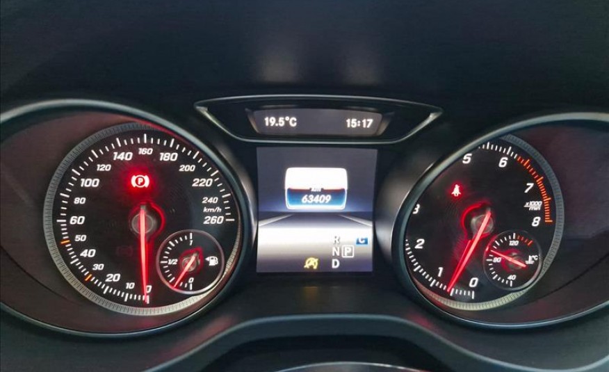 MERCEDES-BENZ GLA 250 2.0 CGI Sport 4matic 7g-dct 2018/2018