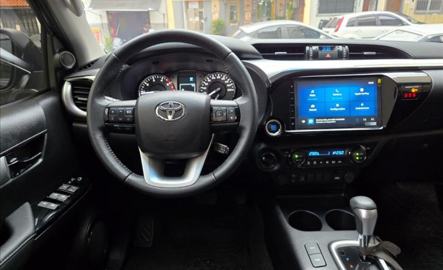 TOYOTA HILUX 2.8 D-4d Turbo CD SRV 4X4 2025/2025