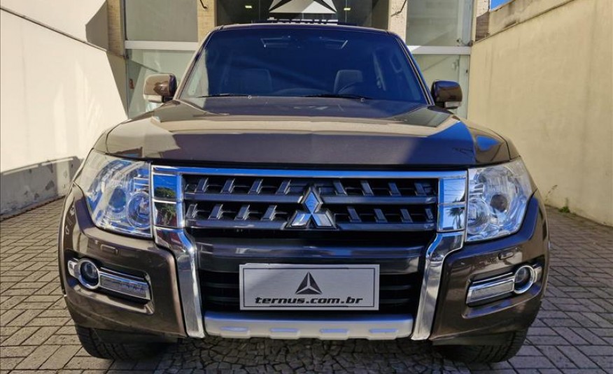 MITSUBISHI PAJERO FULL 3.2 HPE 4X4 16V Turbo Intercooler 2017/2018