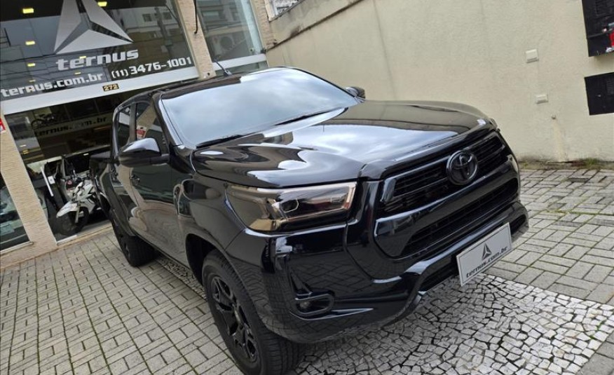 TOYOTA HILUX 2.8 D-4d Turbo CD SRV 4X4 2025/2025