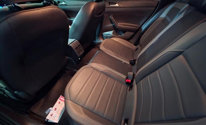 VOLKSWAGEN NIVUS 1.0 200 TSI Highline 2023/2023