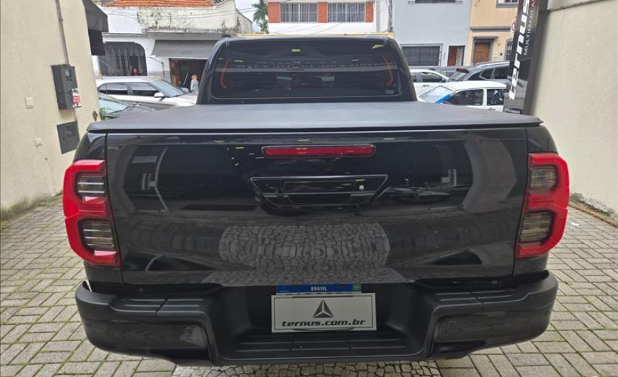 TOYOTA HILUX 2.8 D-4d Turbo CD SRV 4X4 2025/2025
