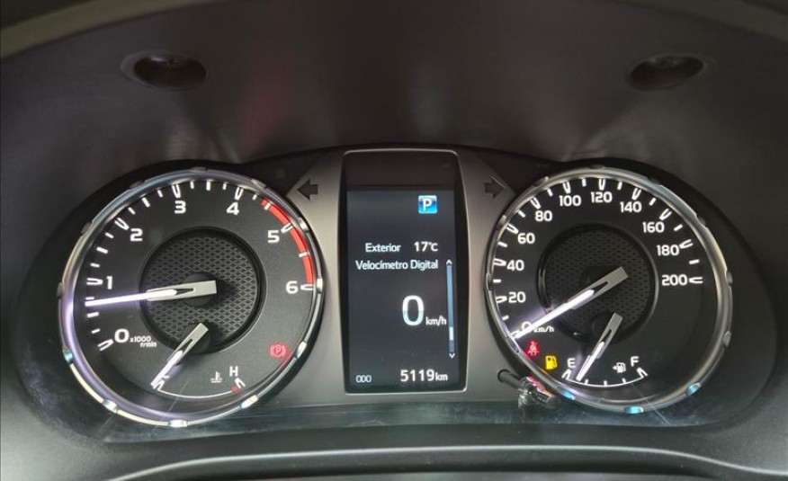 TOYOTA HILUX 2.8 D-4d Turbo CD SRV 4X4 2025/2025