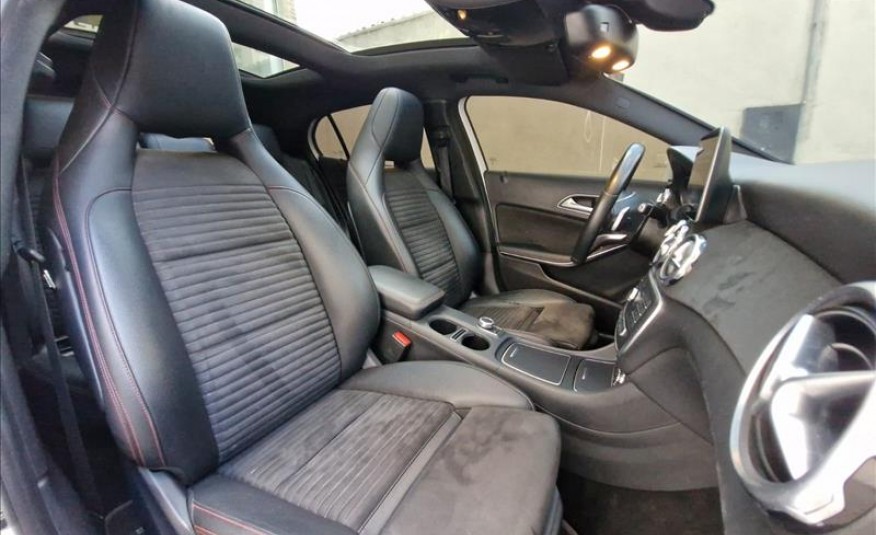 MERCEDES-BENZ GLA 250 2.0 CGI Sport 4matic 7g-dct 2018/2018